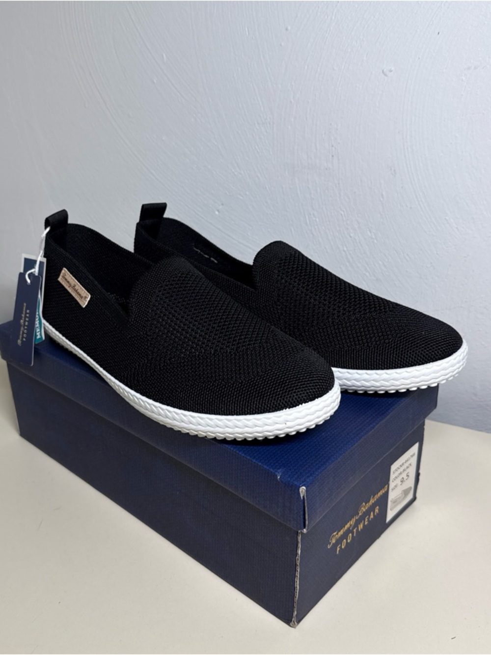 Tommy Bahama Black Knit Mesh Shoes Slip On Memory Foam Flats Women's Size 9,5